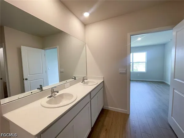 $2,250 | 1321 Northeast 9th Street, Cape Coral, FL 33909