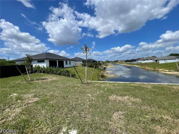 $2,250 | 1321 Northeast 9th Street, Cape Coral, FL 33909