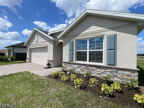 $2,250 | 1321 Northeast 9th Street, Cape Coral, FL 33909