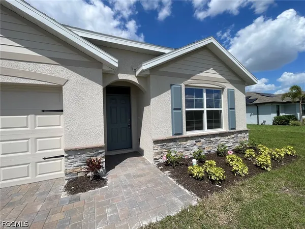 $2,250 | 1321 Northeast 9th Street, Cape Coral, FL 33909