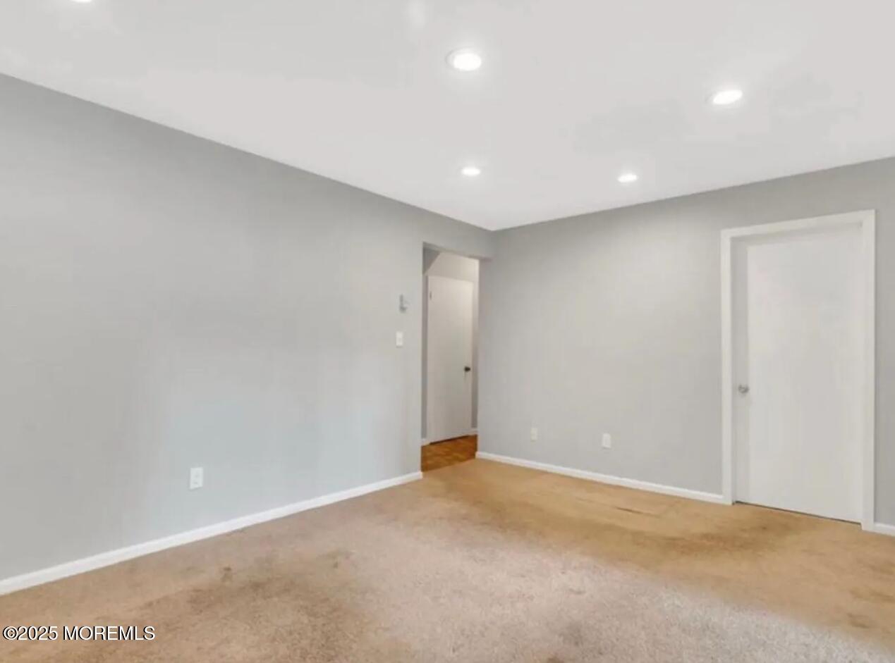 532 Frank Applegate Road Jackson, NJ 08527 - Photo 13 of 20 Screenshot 2025-12-30 144957