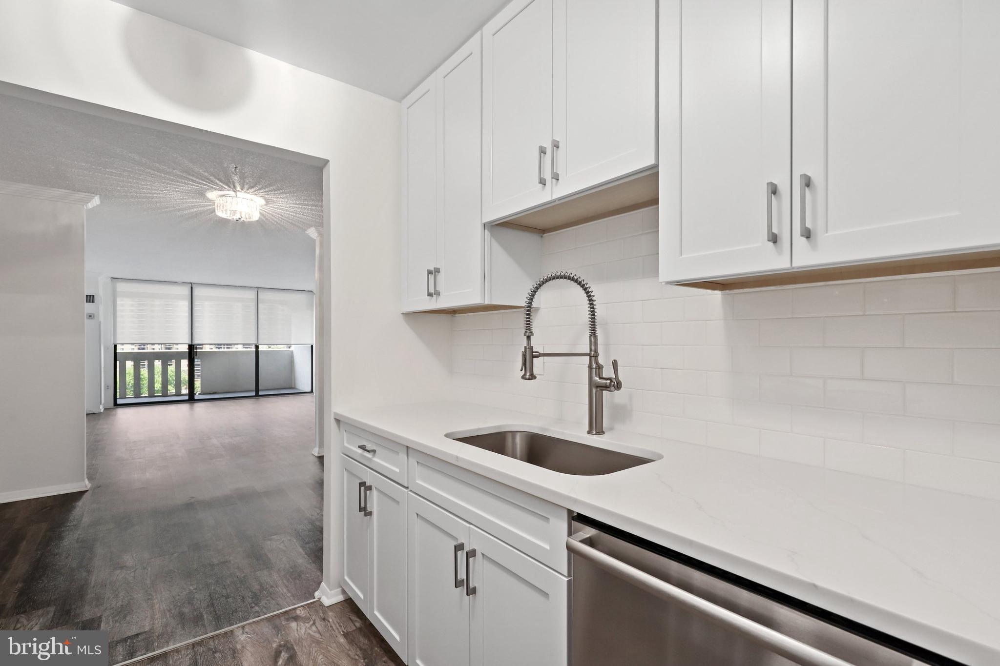 6101 Edsall Road, Unit 1406 Alexandria, VA 22304 - Photo 11 of 25 Gallery Image 11