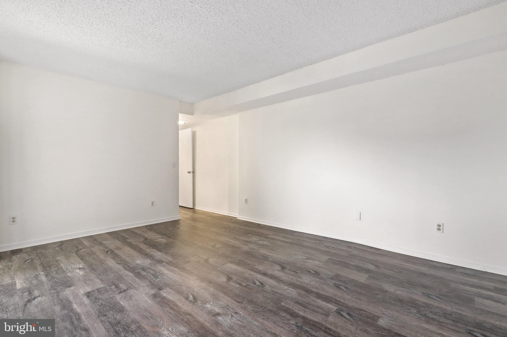 6101 Edsall Road, Unit 1406 Alexandria, VA 22304 - Photo 14 of 25 Gallery Image 14