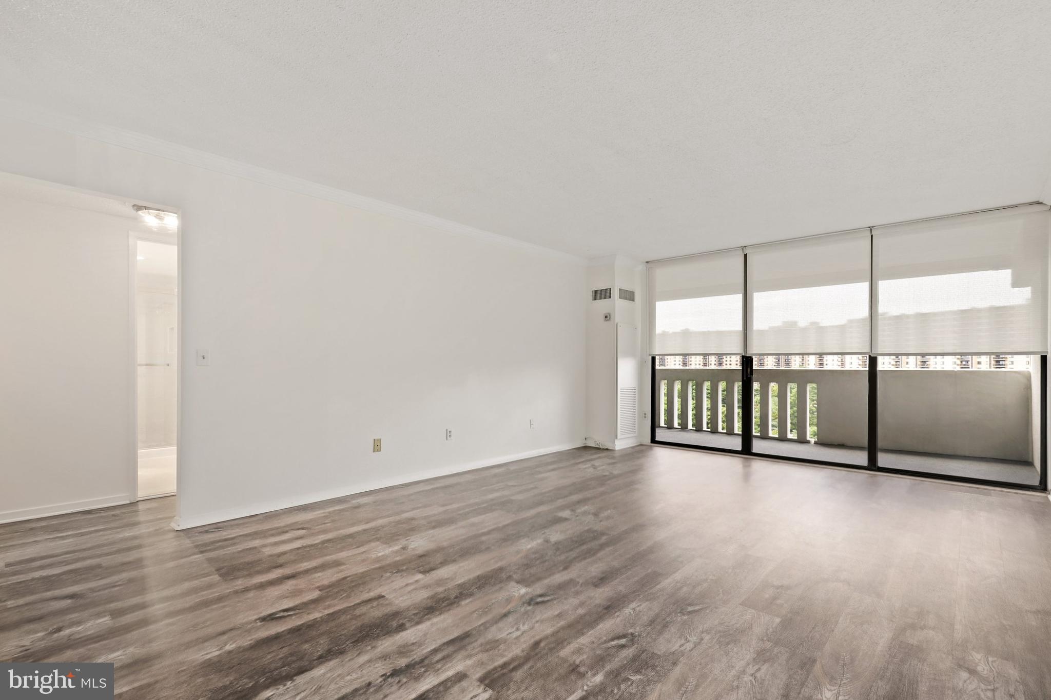 6101 Edsall Road, Unit 1406 Alexandria, VA 22304 - Photo 4 of 25 Gallery Image 4