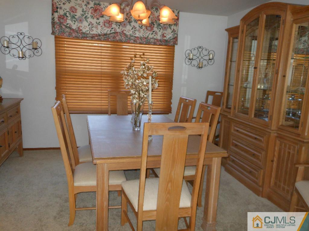 1 Kings Road Dayton, NJ 08810 - Photo 10 of 18 Gallery Image 10