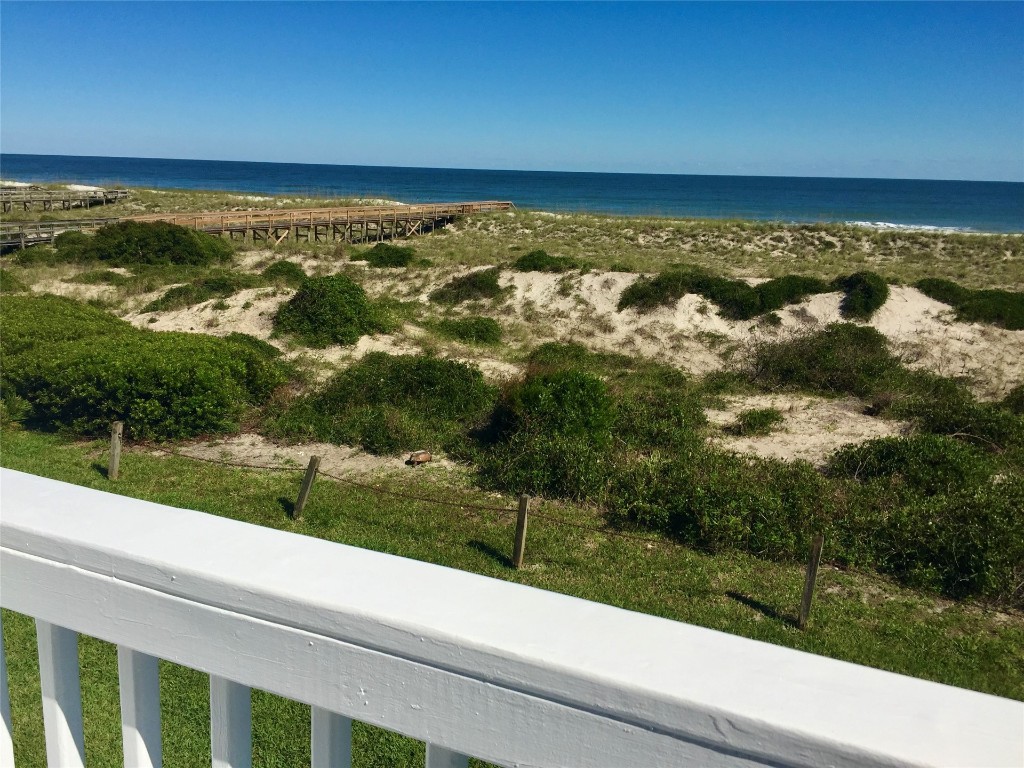 95118 Sandpiper Loop Fernandina Beach, FL 32034 - Photo 20 of 35 a view of an ocean from a window