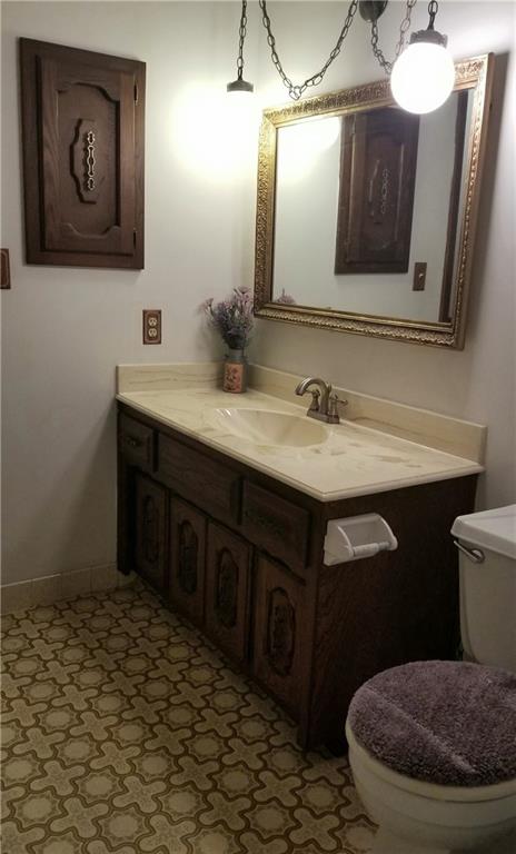 811 Barron Road Raymore, MO 64083 - Photo 12 of 16