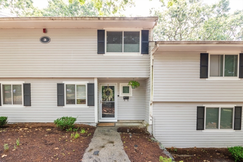 3 Beal's Cove Road, Unit F Hingham, MA 02043 - Photo 1 of 30 Gallery Image 1