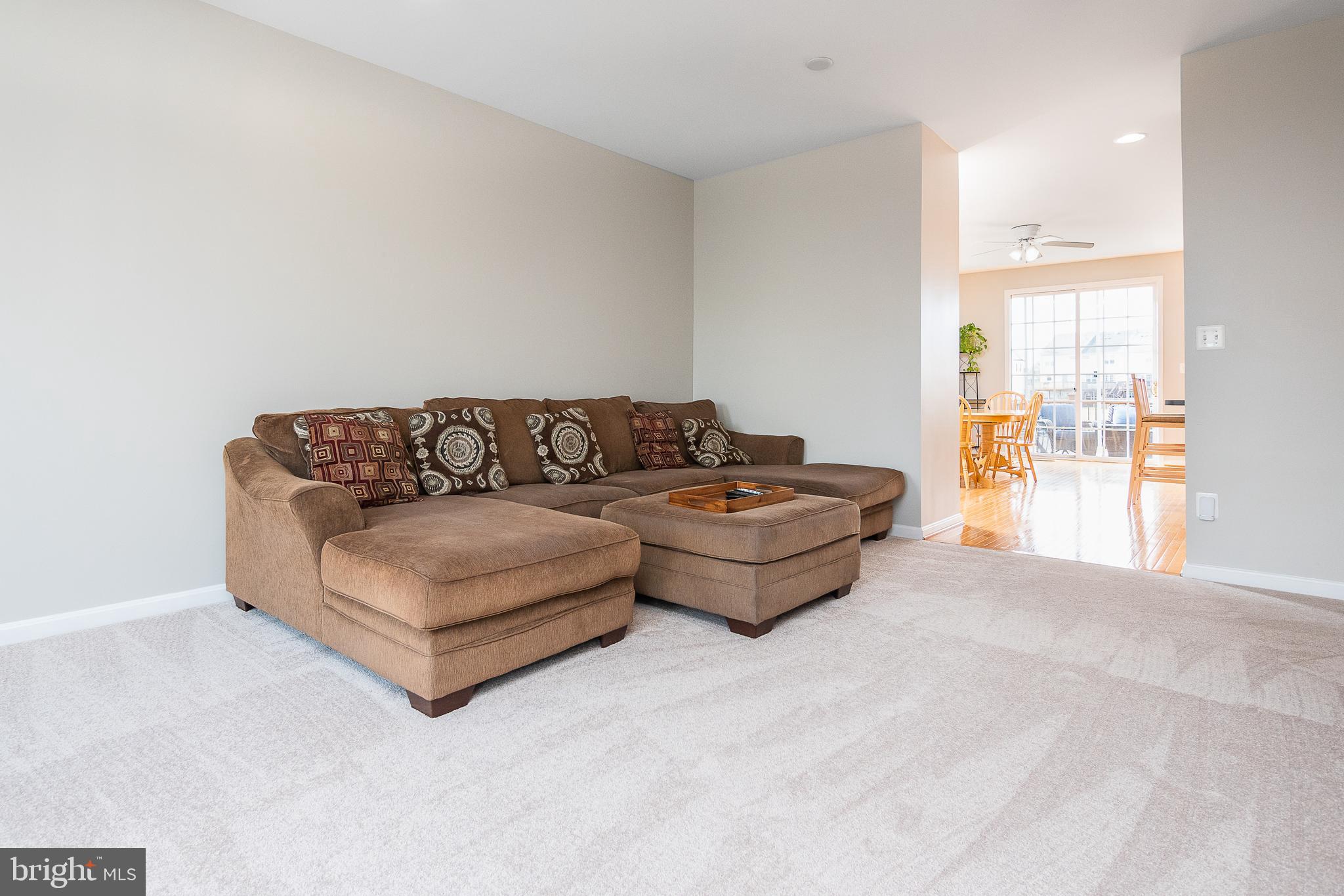 9021 Ribbon Falls Loop Bristow, VA 20136 - Photo 5 of 32 Gallery Image 5