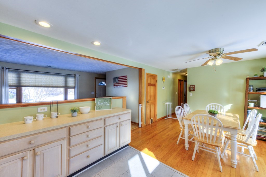13 Anthony Drive Rutland, MA 01543 - Photo 10 of 40 a view of a kitchen and dining room