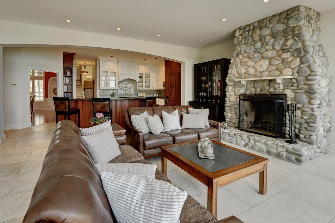 133 Little Harbor Road New Castle, NH 03854 - Photo 14 of 34 Gallery Image 14