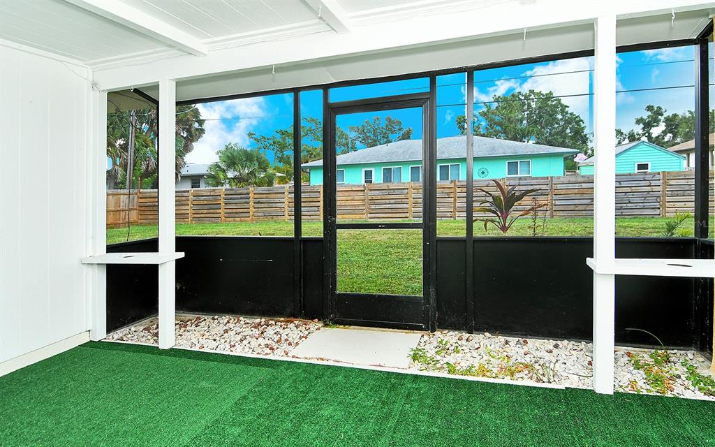307 Southland Road Venice, FL 34293 - Photo 27 of 56