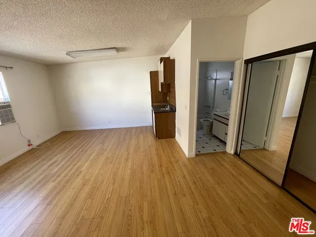 $4,490 | 1252 Barry Avenue, Unit 6, Los Angeles, CA 90025