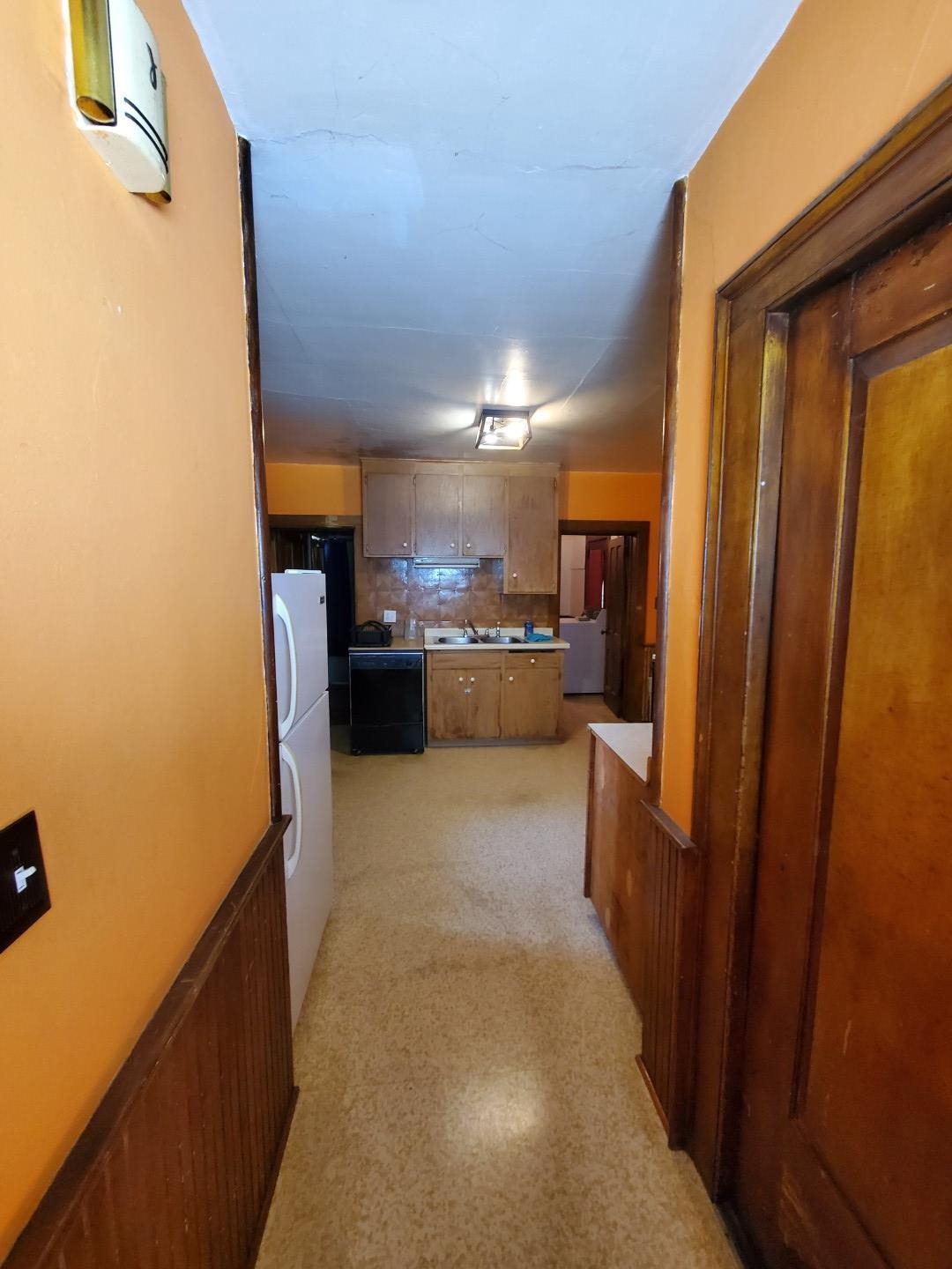310 Main Street Kingston, WI 53926 - Photo 14 of 41