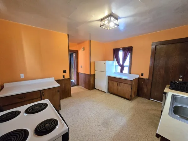 $125,000 | 310 Main Street, Kingston, WI 53926