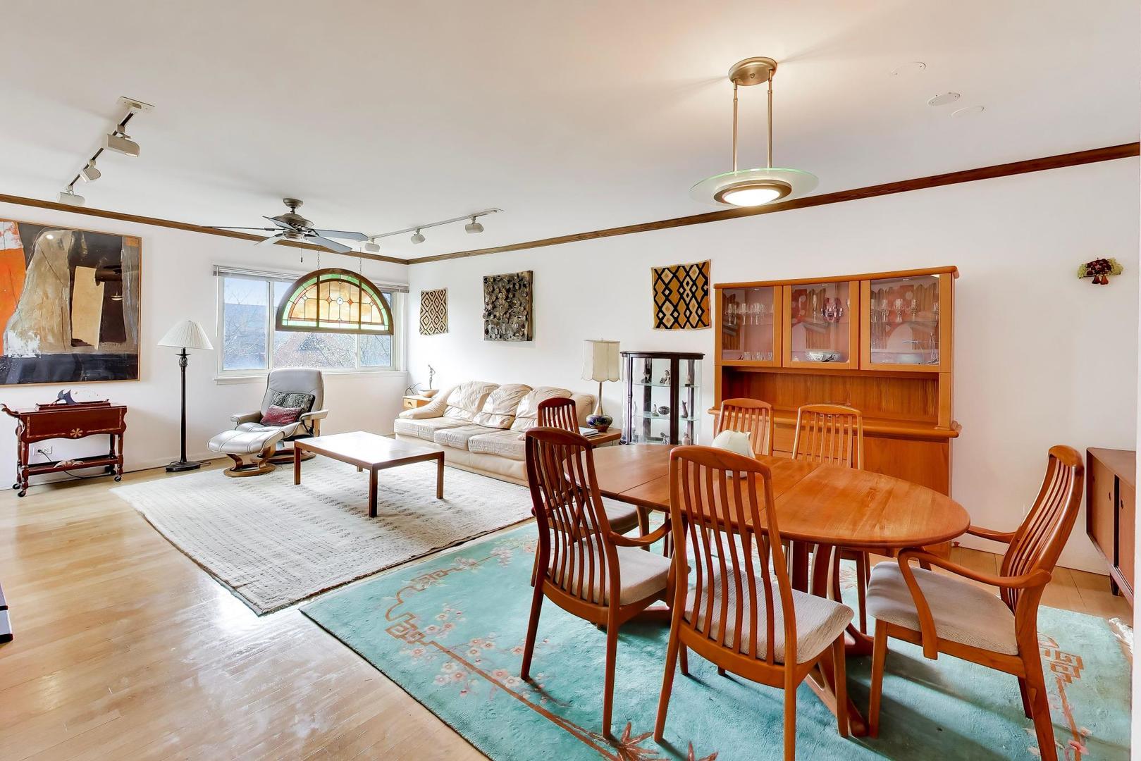 835 Ridge Avenue, Unit 507 Evanston, IL 60202 - Photo 2 of 21