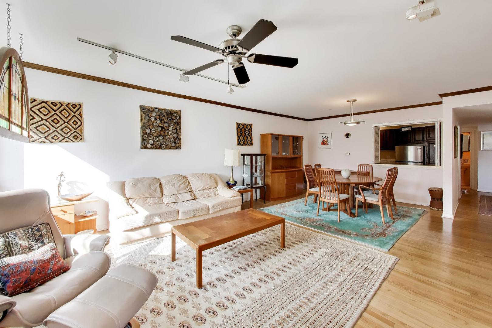 835 Ridge Avenue, Unit 507 Evanston, IL 60202 - Photo 3 of 21