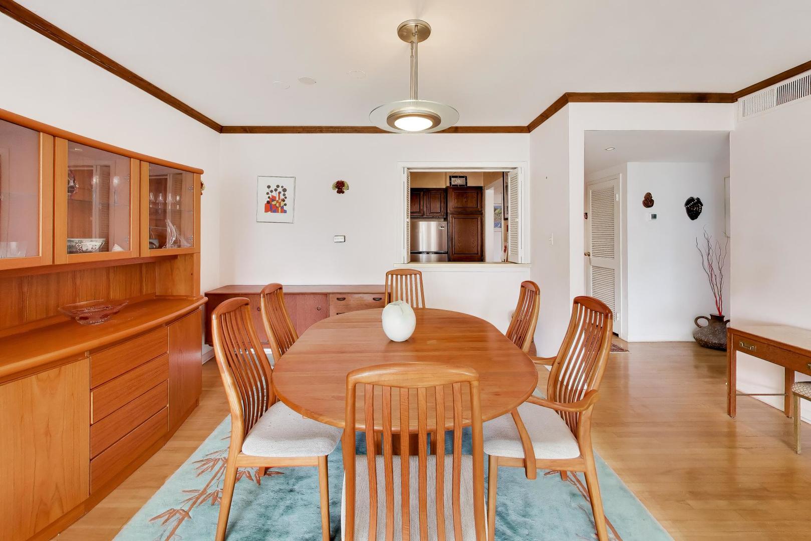 835 Ridge Avenue, Unit 507 Evanston, IL 60202 - Photo 5 of 21