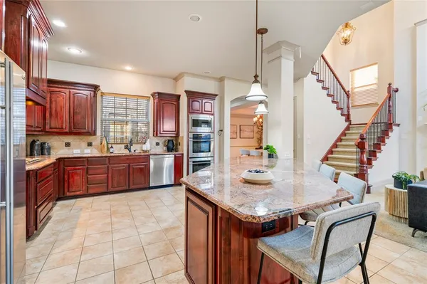 $825,000 | 1010 Lost Valley Drive, Euless, TX 76039