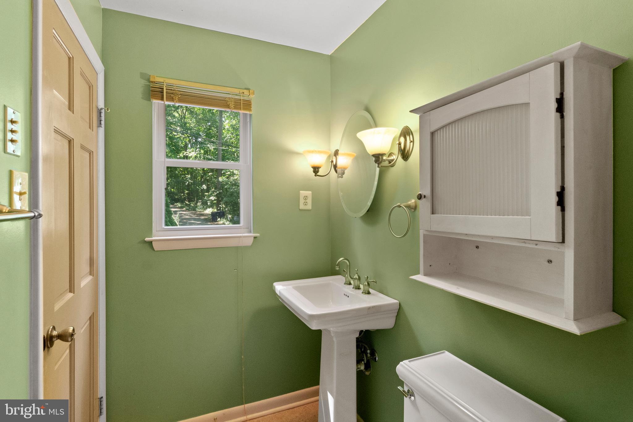 2316 Carrollton Road Westminster, MD 21157 - Photo 17 of 46 Main house-MBath
