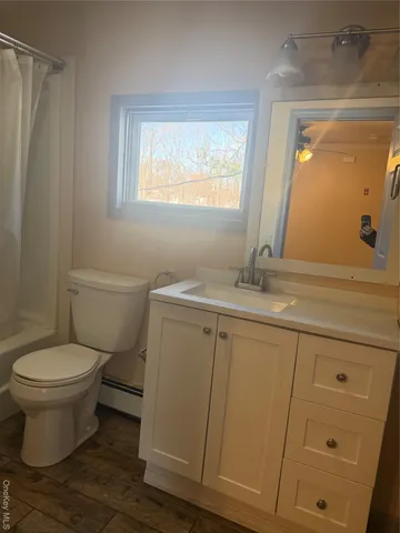 $2,500 | 51 Fallkill Avenue, Unit 1, Poughkeepsie, NY 12601