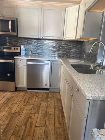 $2,400 | 51 Fallkill Avenue, Unit 1, Poughkeepsie, NY 12601