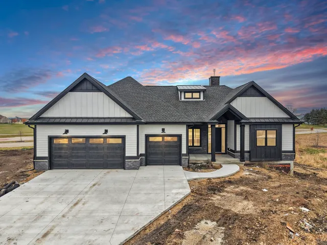 $1,250,000 | 912 Westbridge, Waunakee, WI 53597