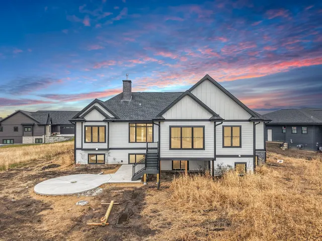 $1,250,000 | 912 Westbridge, Waunakee, WI 53597