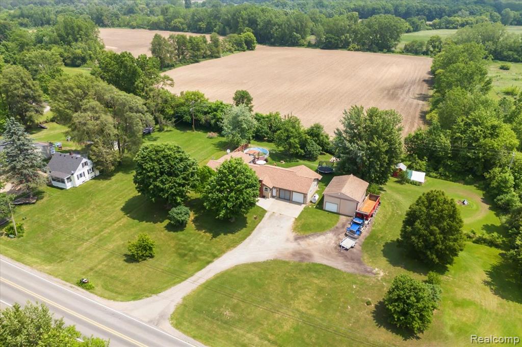 7569 South Durand Road Durand, MI 48429 - Photo 37 of 38 Gallery Image 37