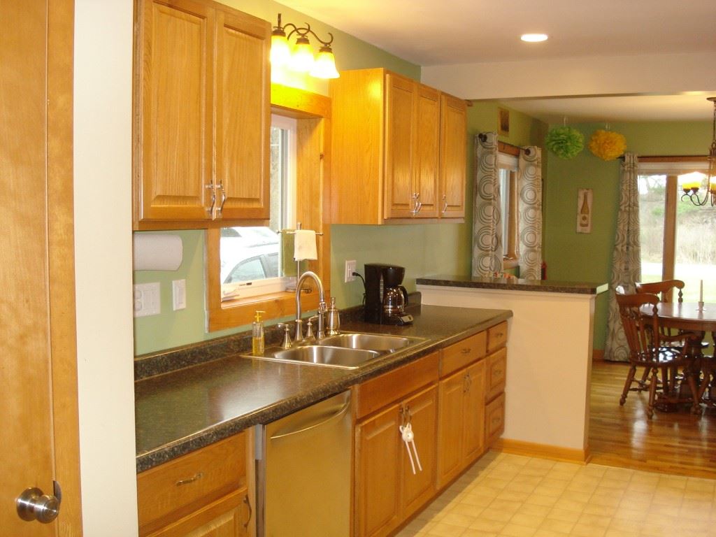 165 East River Road Mount Pleasant, MI 48858 - Photo 5 of 39 1830304-4.JPG
