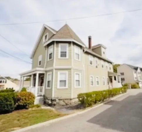 $2,900 | 22 Main Street, Unit 2, North Andover, MA 01845