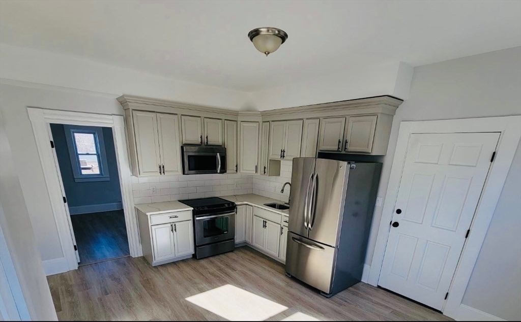 22 Main Street, Unit 2 North Andover, MA 01845 - Photo 3 of 12