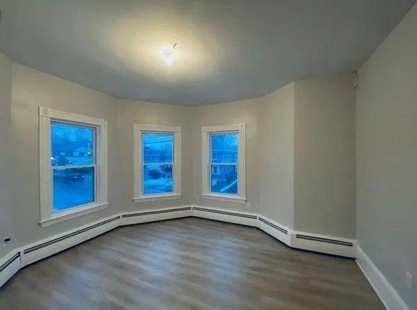 $2,900 | 22 Main Street, Unit 2, North Andover, MA 01845