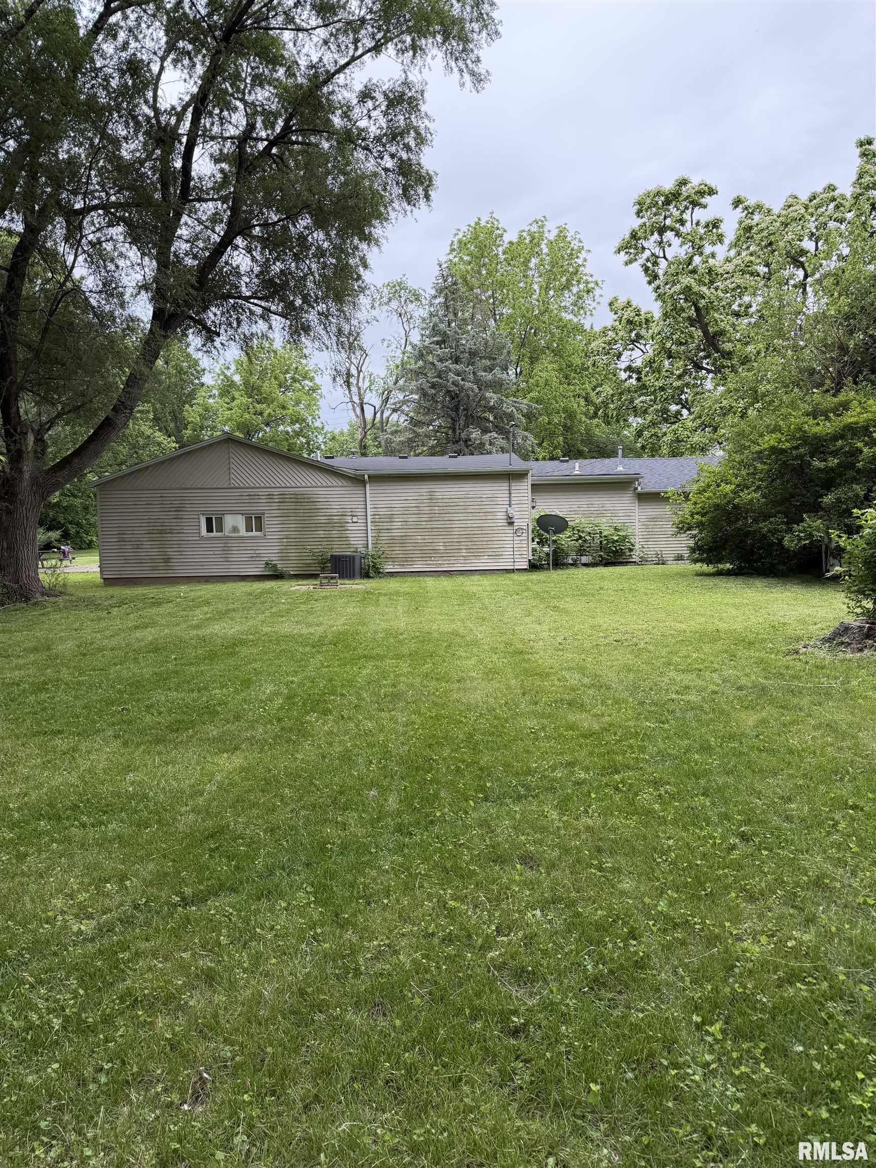 616 East Hays Avenue Decatur, IL 62526 - Photo 15 of 15