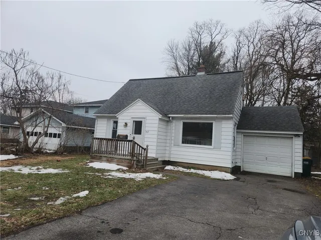 $2,025 | 437 Church Street, Cicero, NY 13212