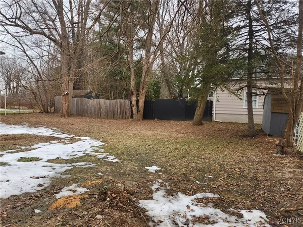 $2,025 | 437 Church Street, Cicero, NY 13212