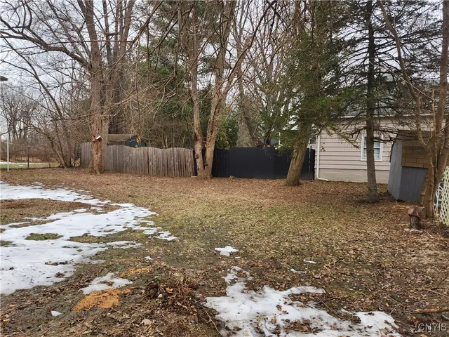 $2,025 | 437 Church Street, Cicero, NY 13212