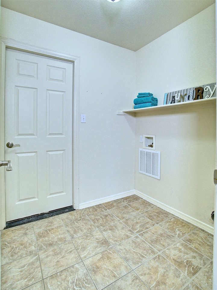 262 Ribbon Court Fruita, CO 81521 - Photo 12 of 22 Gallery Image 12