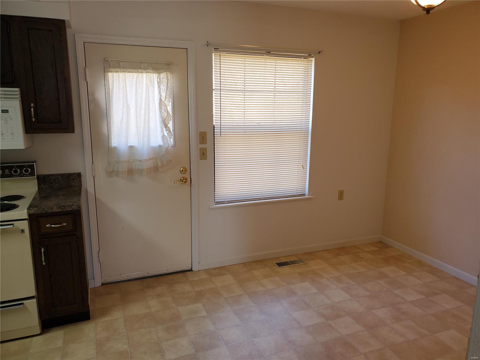 2134 State Street, Unit A Alton, IL 62002 - Photo 14 of 26