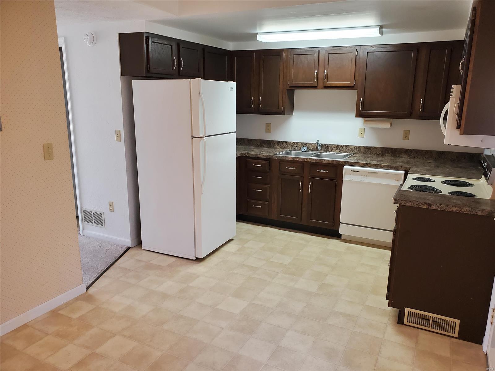 2134 State Street, Unit A Alton, IL 62002 - Photo 16 of 26