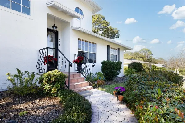 $599,900 | 1405 Hilltop Drive, Mount Dora, FL 32757