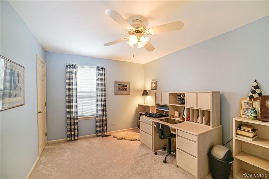 1227 Arms Court Rochester Hills, MI 48307 - Photo 24 of 37