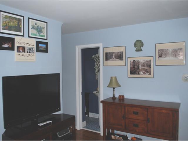 2551 Charing Road, Unit 1 Columbus, OH 43221 - Photo 4 of 25