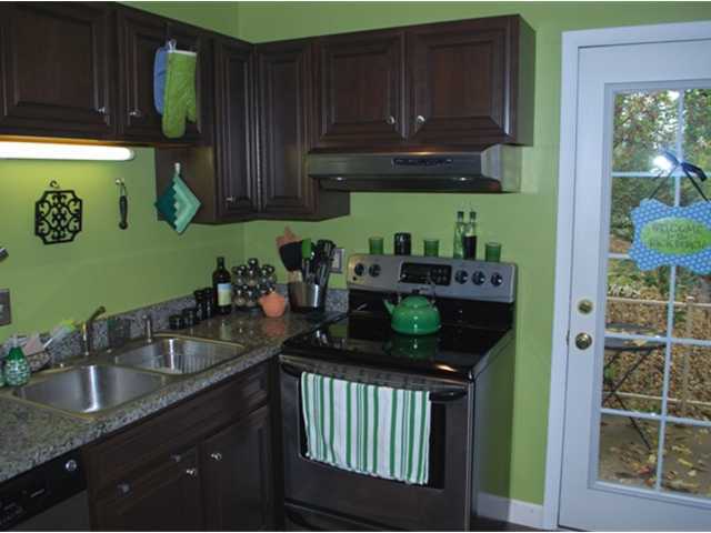 2551 Charing Road, Unit 1 Columbus, OH 43221 - Photo 6 of 25