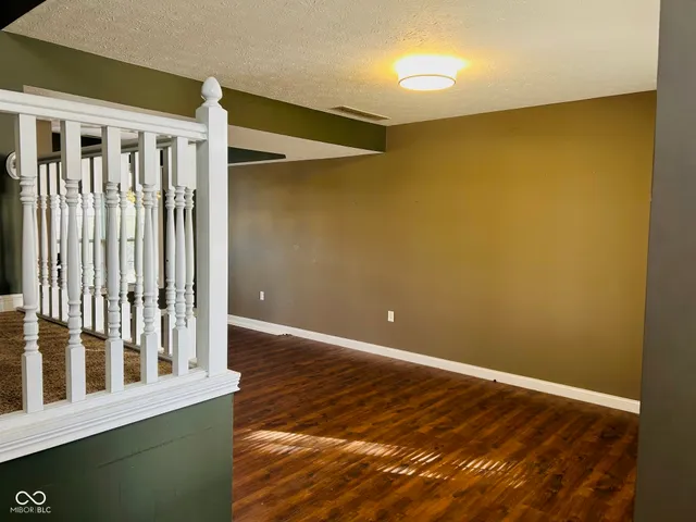 $325,000 | 7208 Euliss Court, Avon, IN 46123