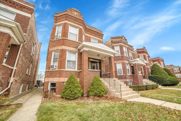 $520,000 | 2108 Highland Avenue, Berwyn, IL 60402