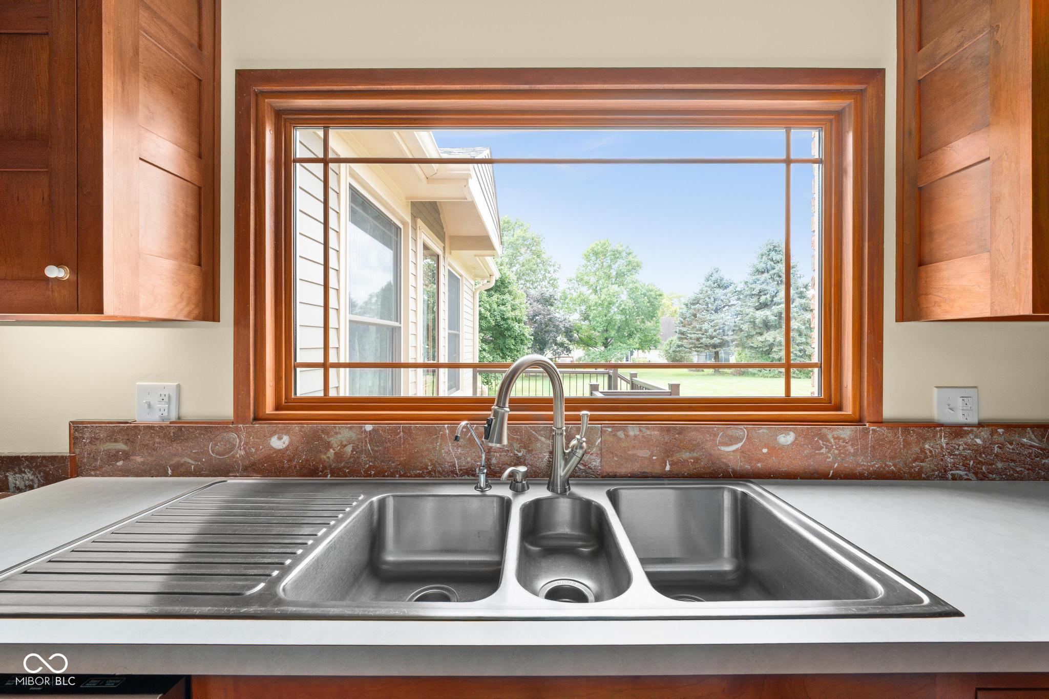 1839 Raccoon Way Pendleton, IN 46064 - Photo 12 of 67