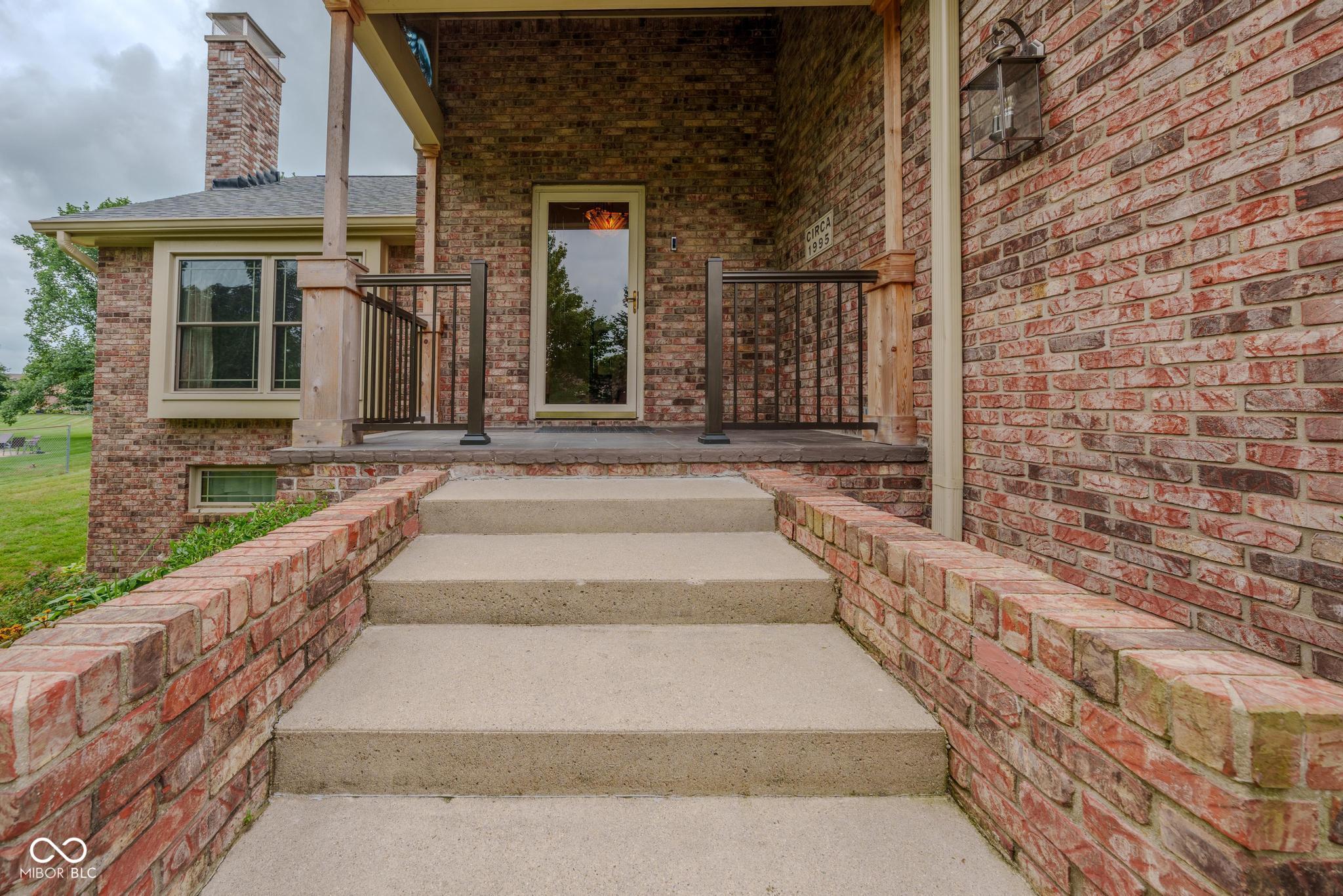 1839 Raccoon Way Pendleton, IN 46064 - Photo 3 of 67