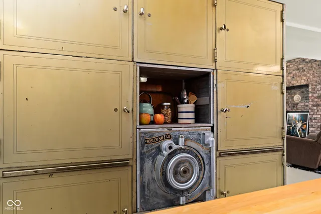 $600,000 | 1839 Raccoon Way, Pendleton, IN 46064