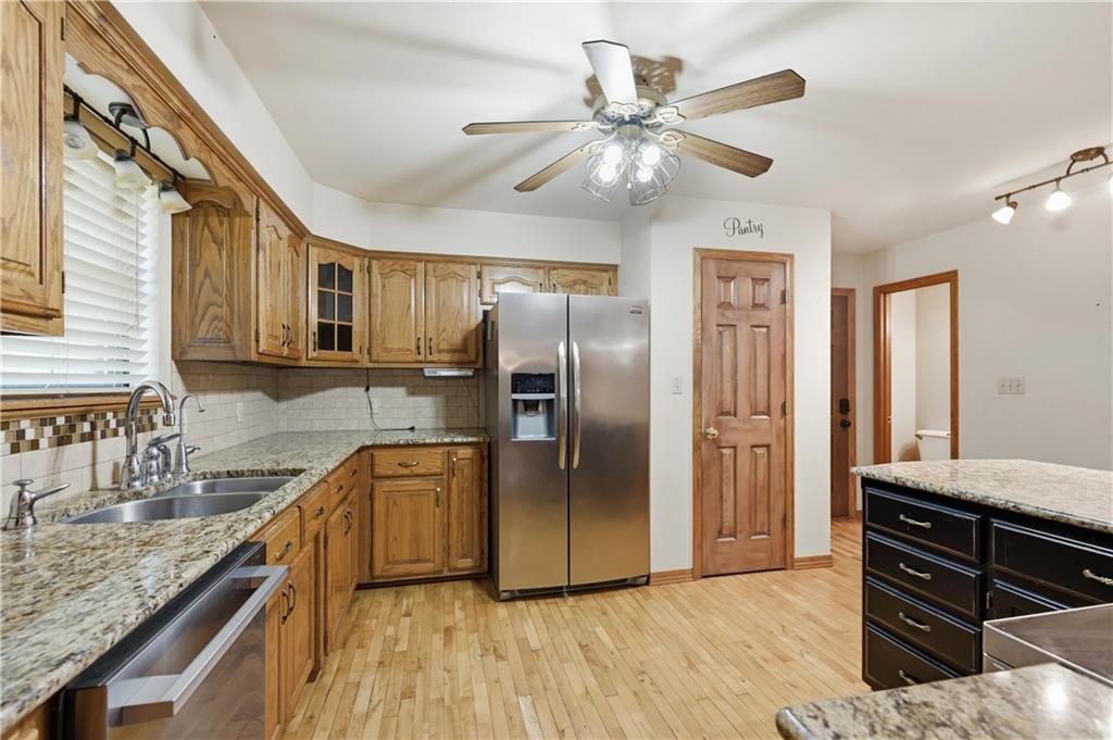 136 Westfield Road Pittsburg, KS 66762 - Photo 18 of 54 Gallery Image 18